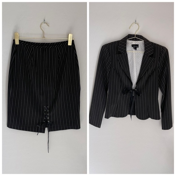 MY MICHELLE Women's Two Piece Skirt Striped Suit Size 6 - Picture 1 of 9